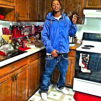imma be me regardless of what nobody say, cause at the end of the say nobody gives a fuck about you#FreeRENDAE #FreeMARDY follow my Bae @starroyal12
