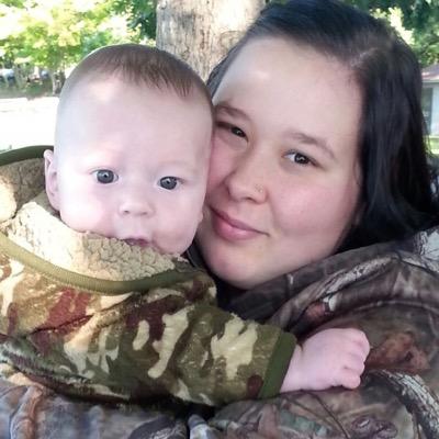 20 yr old, High school graduate, Proud mommy; Love music and singing; Born and raised in North Carolina; Softball and basketball are my favorite sports to play.