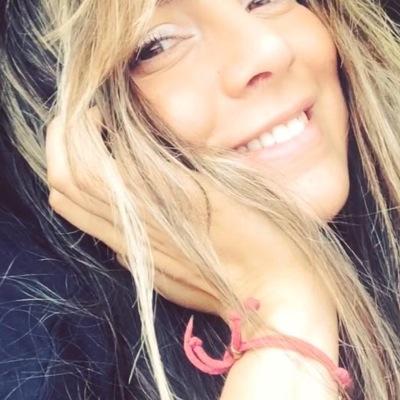 Publicista, Colombiana 
Buenos Aires.