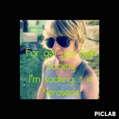 hey I'm Andrew i wanna be a country singer ill be friends with anyone and everyone  thats the way it goes :)