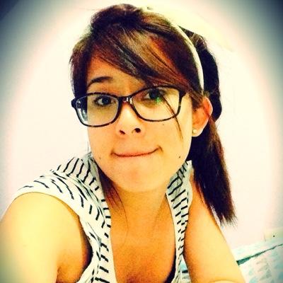 Si nada nos salva de la muerte, al menos que el amor nos salve de la vida!