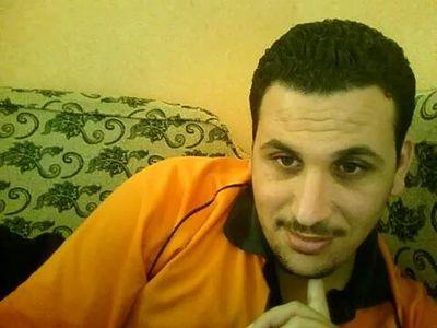 ﻻ تحاول تتحدانى. ليس لديى ما اخسره