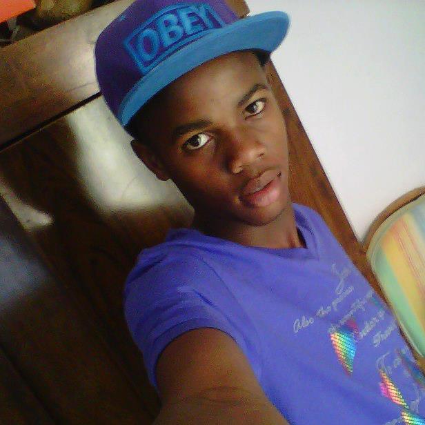 IM A HUSTLER ASK ABOUT ME
