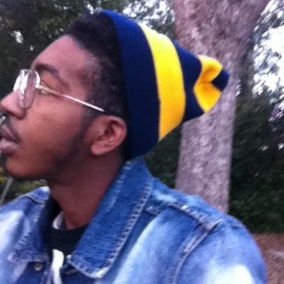 WARNING i say what comes to my mind.dont like it unfollow me. if you fuck wit me salute. Rape the follow button