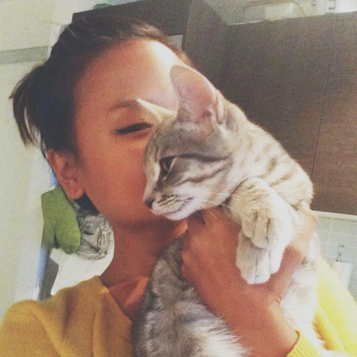 lorenaytona's profile picture. Sass n' tangents on design, creative labour, pop culture, feminism, edibles. When I'm not treading in a sea of thoughts, I'm perfecting my cat-eye game.