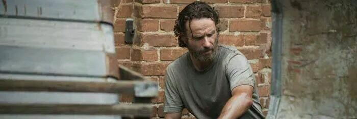cars and girls!!!!! :D ohhhh waitt yep the walking dead of course :)