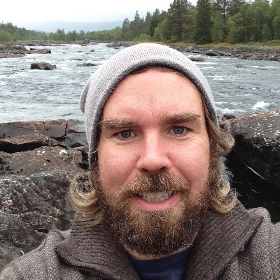 taskrede's profile picture. Tomme tønner romler mest...