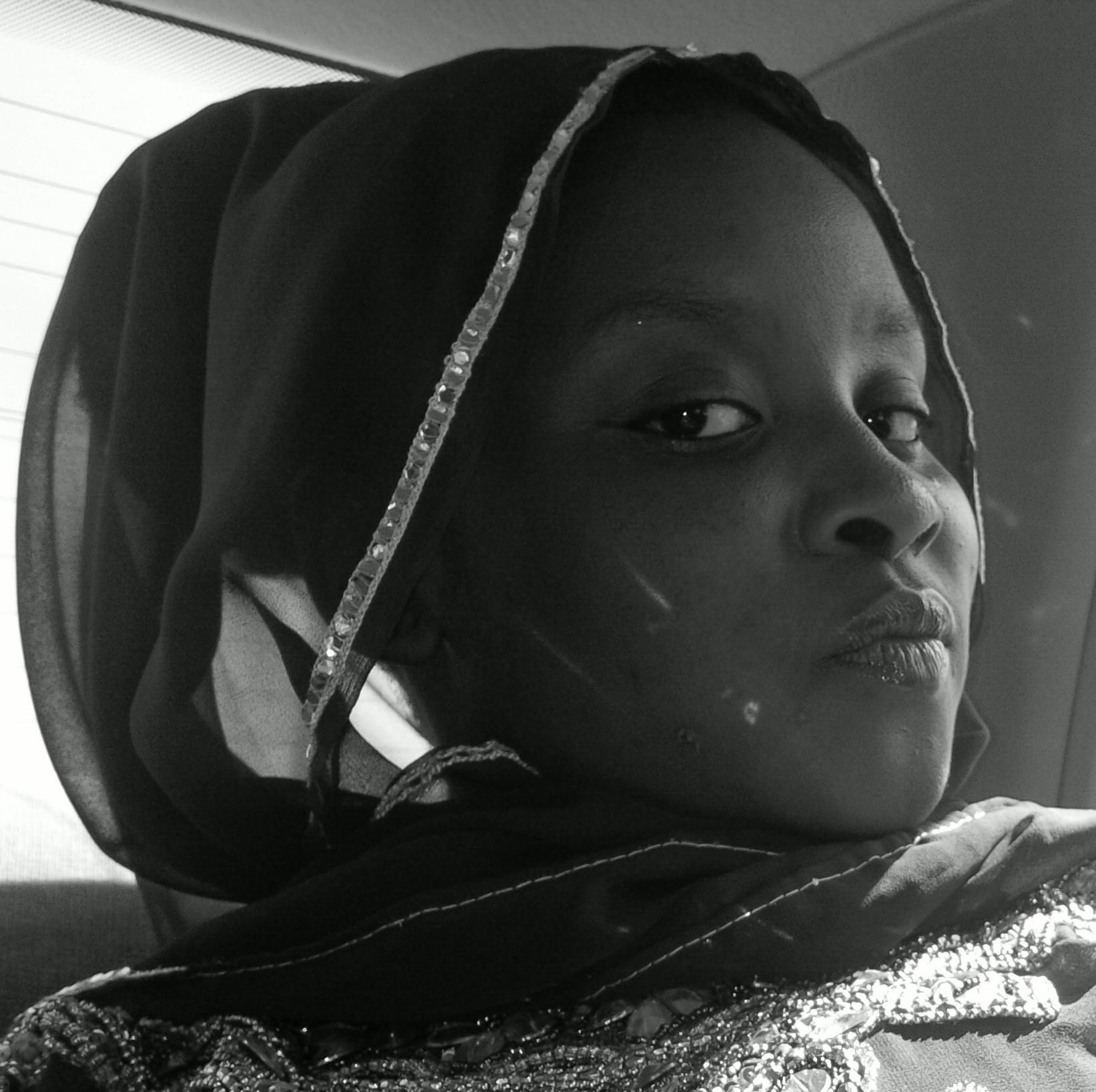 Sadeeyahturaki's profile picture. Mee elone