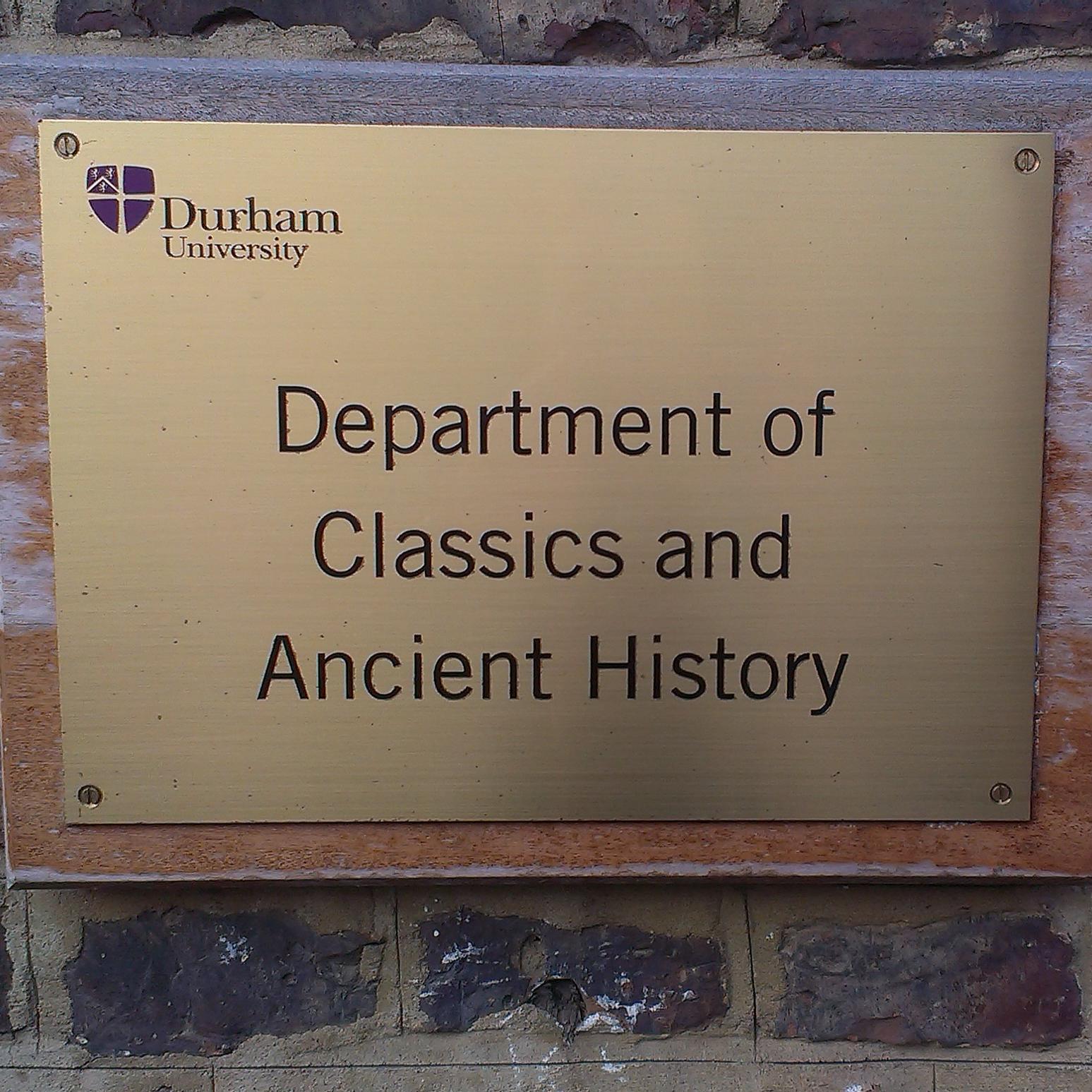 Postgraduate research students in Durham Uni's Classics & Ancient History Dept. (official: @Durham_Classics). Tweeting abt our activities, Classics, & #phdlife.