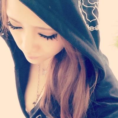 欲求不満ツイート多いかも♡許してね笑 楽しいこと大好きー！！！ みんなこんなゆうだけど絡んでね(*^^*) 東京