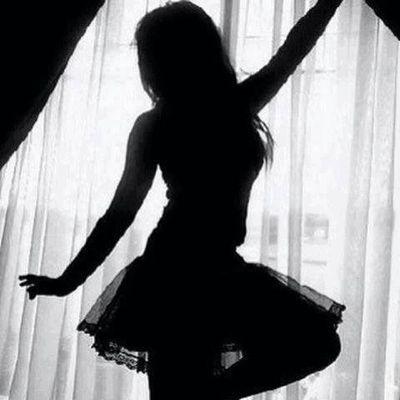 roses_smells's profile picture. ‏ثم إنّ لُطفَه يجري و عبدهُ لا يدري ❤