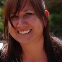 Janita (@libliophile) 's Twitter Profile