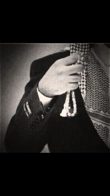 ‏محب لوطني ومليكي واعشق السفر ومهتم بالعقار والتجارة .أجتماعي بطبعي وشعاري دائما ‏‏كن متواضعا تكسب محبة الجميع ولاتكن متكبرا مغرورا فتكسب الإثم وتخسر الجميع .