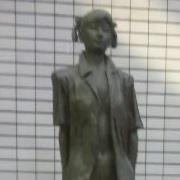 村上春樹の作品に興味を持ち少しずつ読み進めてます。読書初心者で興味のひかれた本を買う傾向が強いかもしれません。