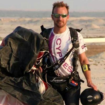 hollandnigel's profile picture. From Crawley, Sussex