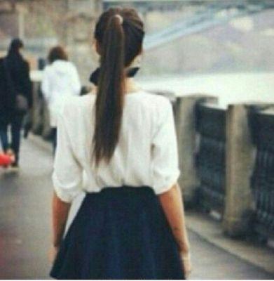 ‏لا أريد ان أقسم لكنني أثق بأنک سبب سعادتي ...ندووووشتي♥