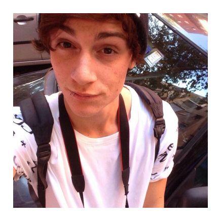 account provvisorio di @drewgdrsx *-*
