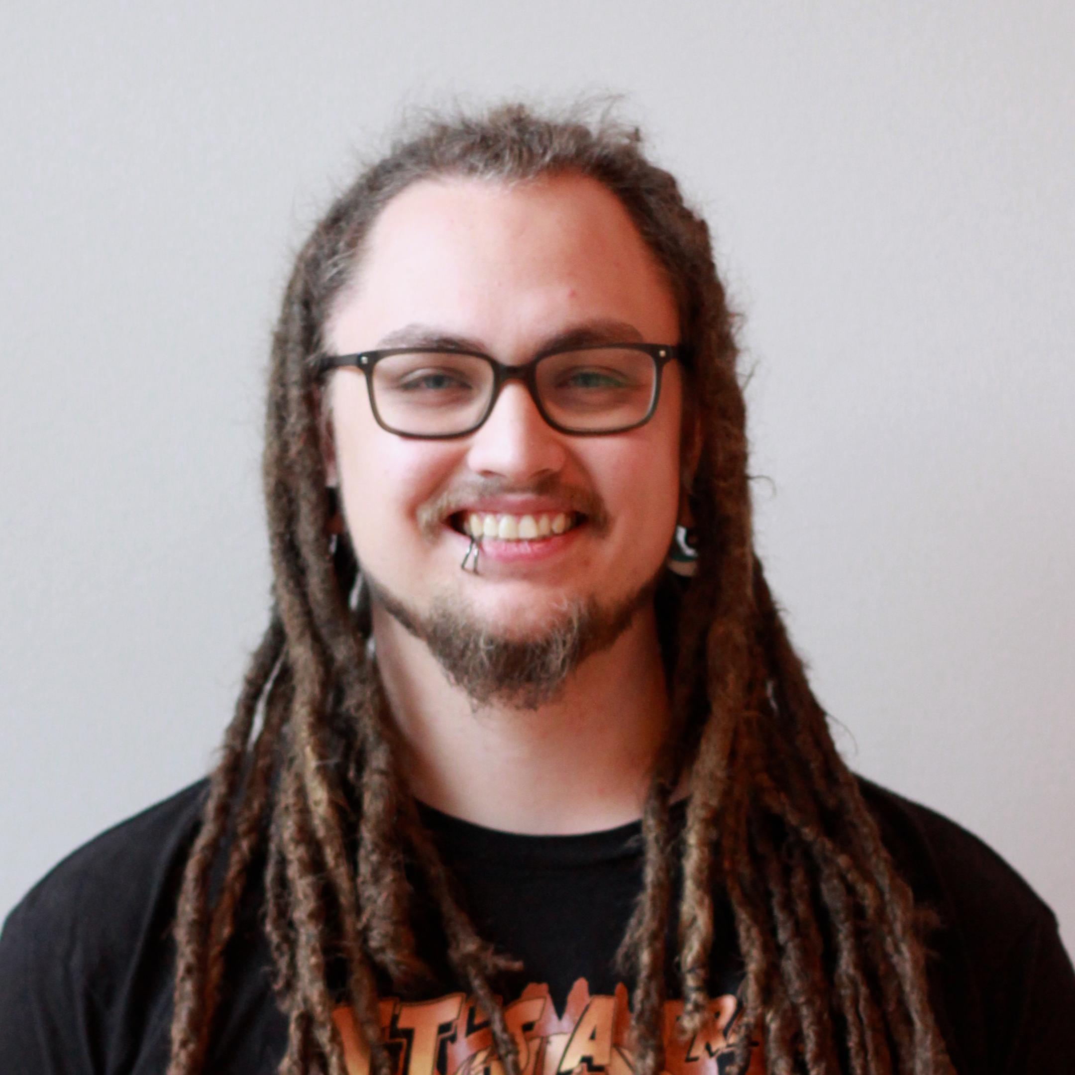 Tjarlieboy's profile picture. Passionerat förälskad i civilsamhället i stort. Väldigt inaktiv på Twitter.