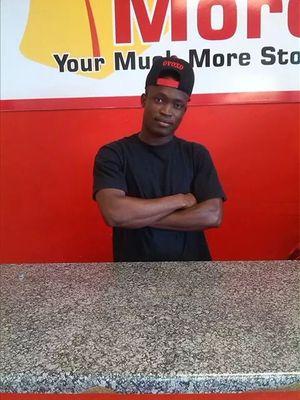 FMpali's profile picture. 