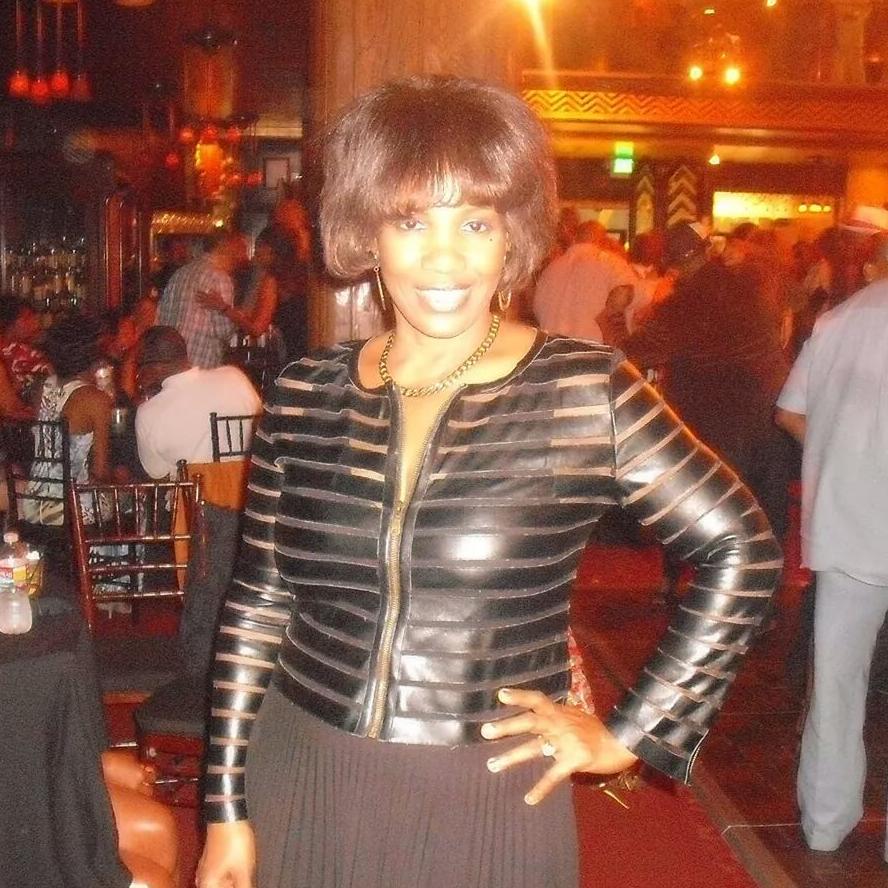 Fashion Artist/Designer of all things sexy and gorgeous.
