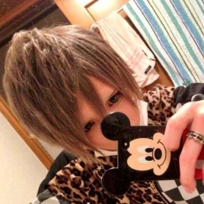 だれでもフォロー返しますよ＼(^o^)／ Royz好きです！！！