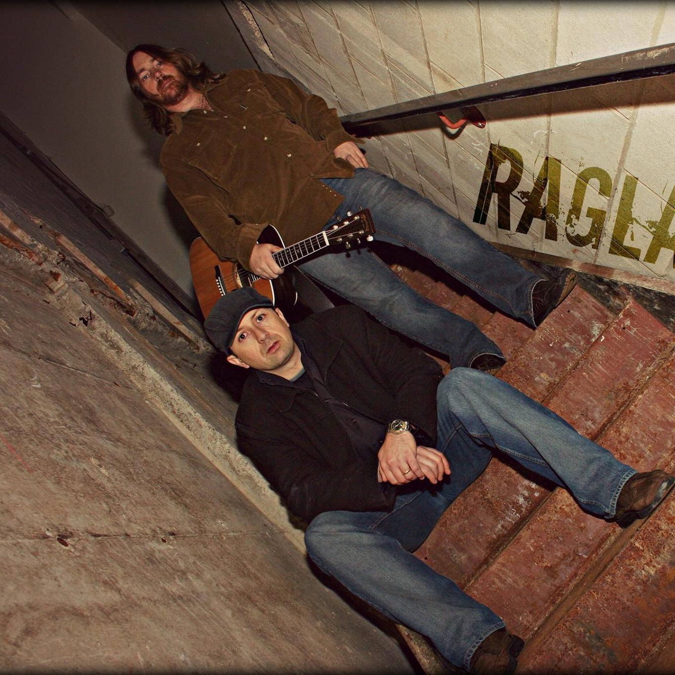 RaglanRoadMusic's profile picture. One Islander, one Newfoundlander, two Miramichiers and one non-stop kitchen party!!