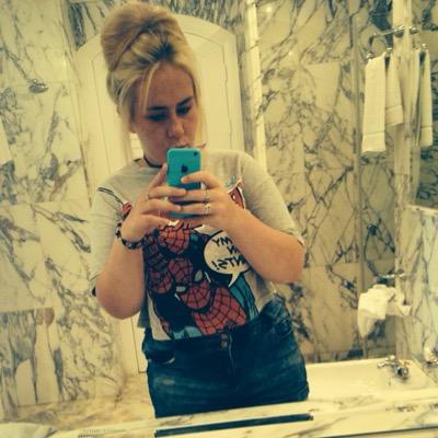 Follow me and i follow back! OneDirection,EdSheeran,5SOS,Janoskians. aberdeen