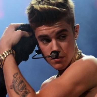 Justin is my whole life!I wish i'll meet him one day...