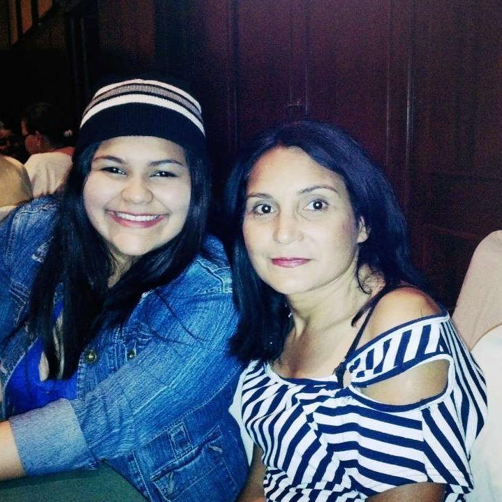 Venezolana - Amante de la musica.//Instagram:Adriiana39