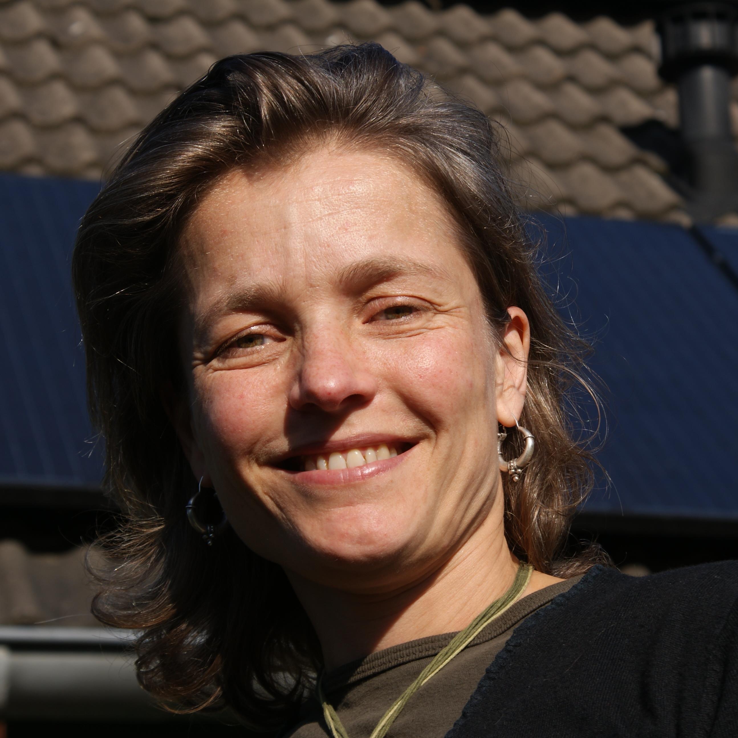 💚❤️ klimaatbeleid, luchtkwaliteit, duurzame mobiliteit 🚲 & autodelen | moeder | geboren bij 331 ppm CO2 | zij/haar | schelden=block
