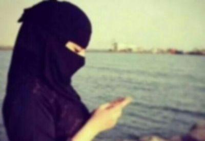 ‏‏‏‏‏لا شيء أجمل من أن نشعر بـِ تواجد من نحبهم إلى جانبنا دون آن نطلب منهم ذلك**حسابى القديم اغلق. ☇  ...No DM
