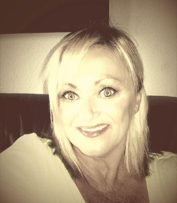 mydatingcrazy's profile picture. Recovering dating addict! Or is it recovering from dating addicts!  Relationship Recovery Stories from the world of meeting and dating Crazy