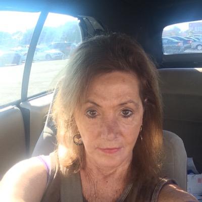 brendakaycomer's profile picture. 
