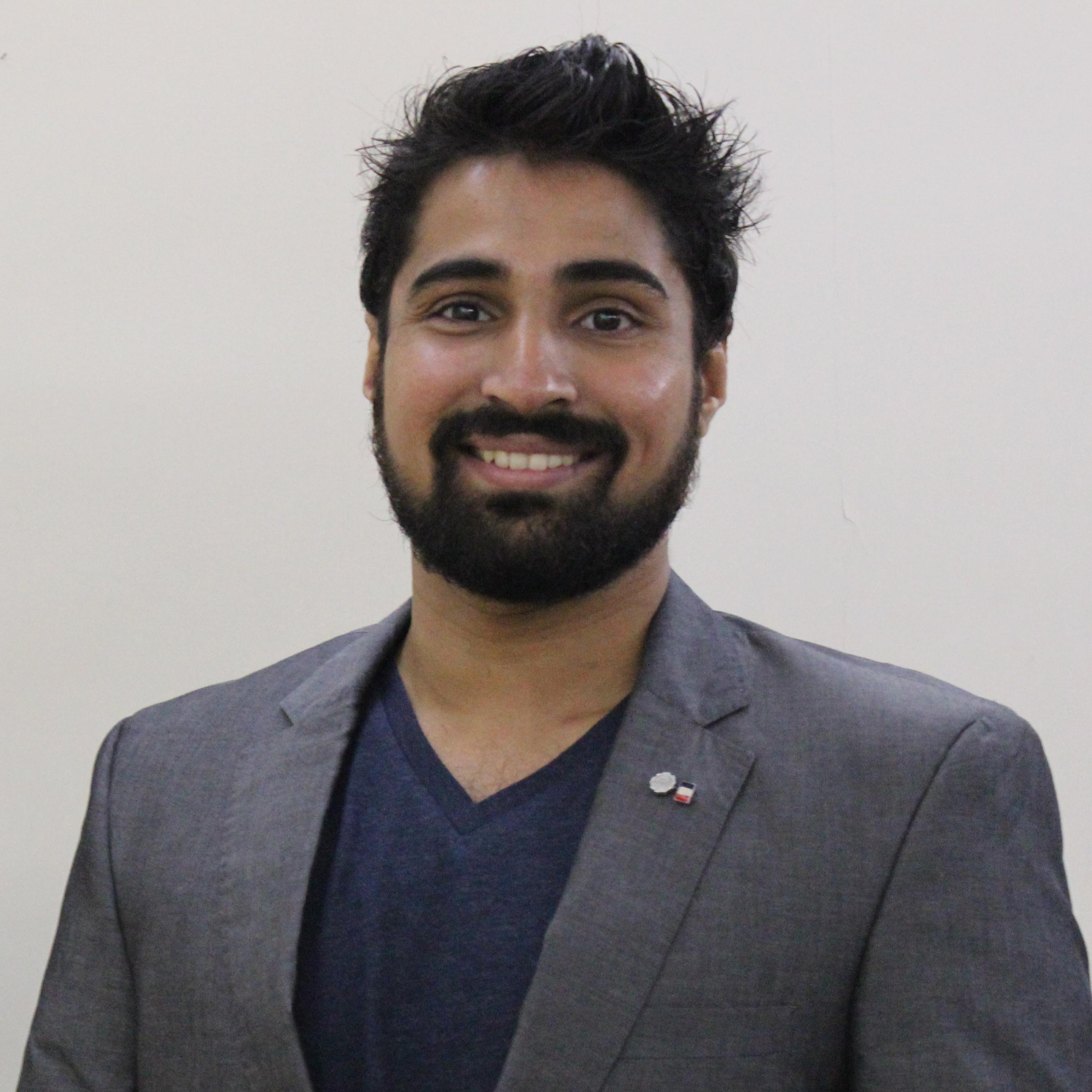 Co-founder of Howl, Entrepreneur, Twin Brother, Bandra Bugger, Dreamer, Passionate, Egoistic, Nature lover, travel enthusiast, Minimalist