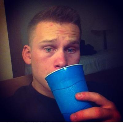 Loganyoung_11's profile picture. us air force! im pretty awesome..