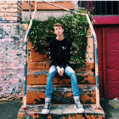 FREE follow from @zalfiepower follow her back :)