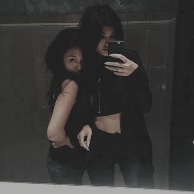 FVKBIZZLE's profile picture. 