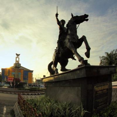 Salatiga 140 karakter

salatigaupdate@gmail.com