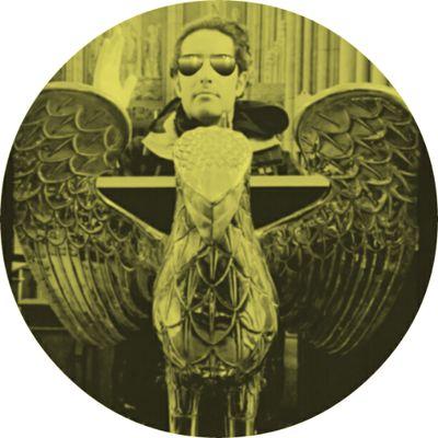 Dara_Yazdani's profile picture. Like Frankie Beverly without Maze....