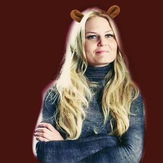 Elodie | almost 15 | UglyDuckling | Captain Swan shipper | Oncer