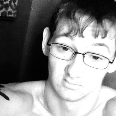 17 y.o|| future daddy|| love to ride and hunt|| YELLLOWWWW.