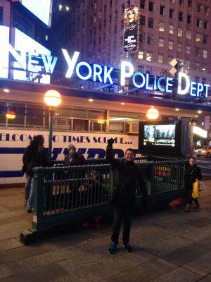 AndresAle23's profile picture. Luchando conseguire mi triunfo. Me gusta ganarme las cosas mediante mis esfuerzos..