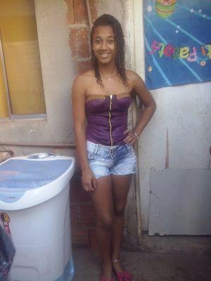 @Luan Santana oh Nusss tempo eh hj amr quero dizer q teh amo ainda mais hj eh pelos amanhã vida minha vx eh minha razão depois d Deus e d minha família!
