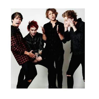 @5sosRepDom
#5sos
#LukeHemmings #Ashton / #Michael #Calum #ClubFf'RD
