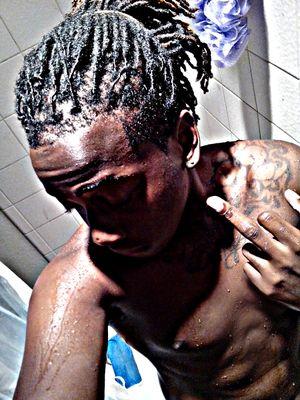 deeraww5's profile picture. born and raised out of New Orleans, very fluent with rap llab ...put the beast ina rap battle and watch me eat my opponent alive..no homo!!