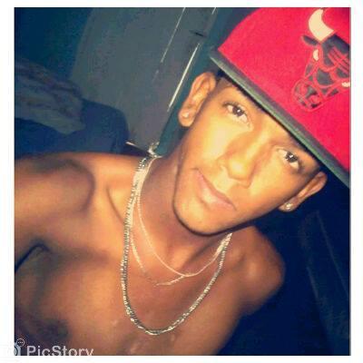 - Rie , Aunque quieras Llorar : )