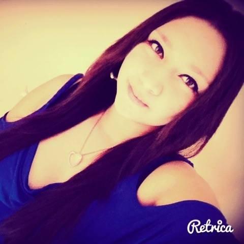 soy una pequeña joven de 15 años amante de la musica soy  feliz de quien soy siganme ^.^