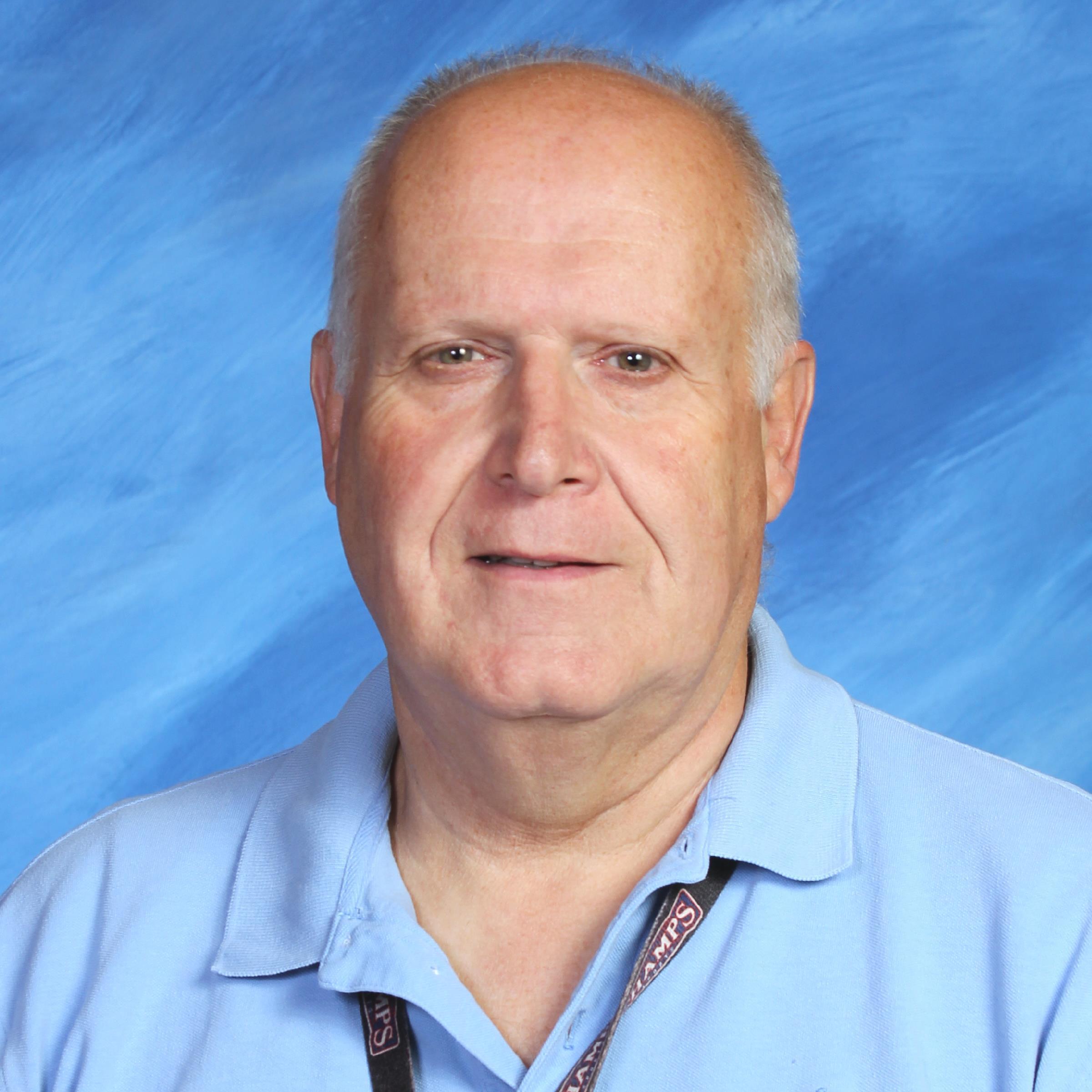 Dennis Roberts Net Worth