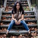 Mary Mellis - @Borrow_That_Top - Twitter