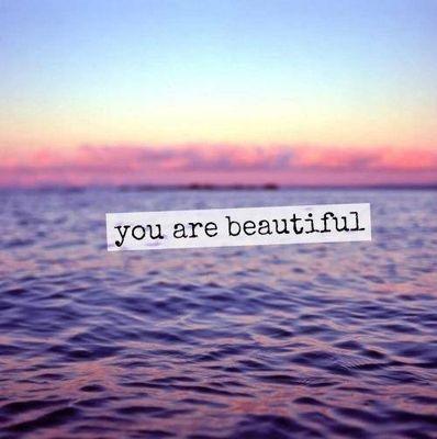 Volg dit account voor leuke/romantische enz zinnen. En als je iets overiemand wil tweeten je durft het ni zelf stuur dan t via dm en ik tweet t. Promoten mag x
